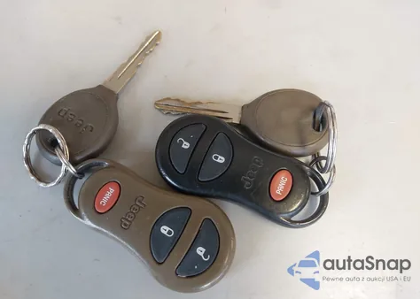 2004 Jeep Grand Cherokee Laredo z USA, uszkodzony, nr VIN 1J4GW48S24C235492